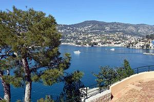 023- Villefranche-sur-mer vu de St-Jean-Cap-Ferrat